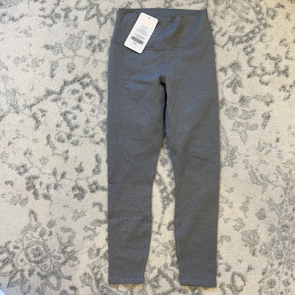 High-Wasted Powerhold 7/8 Gray Fabletics XS/4